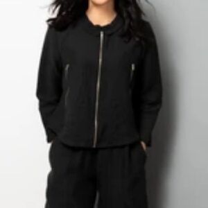 KIYO Women’s Contemporary Top Size Large